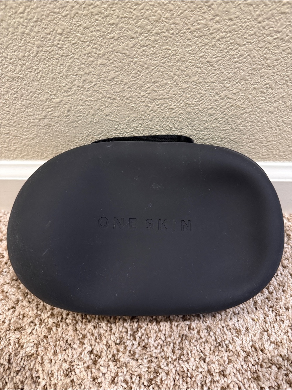 One Skin Accessory Carrying Case